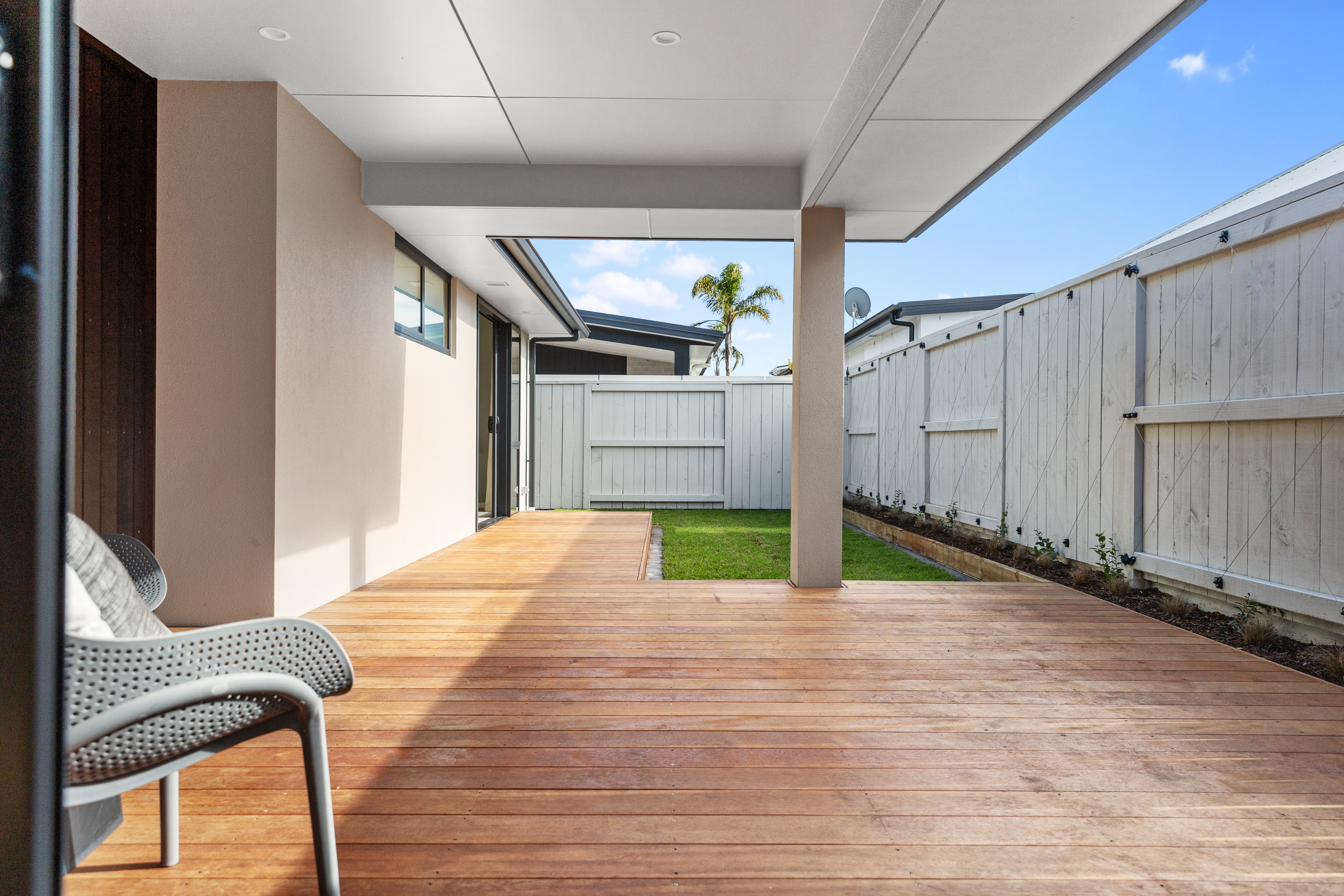 028 Open2view ID593352 1 Entelea Close