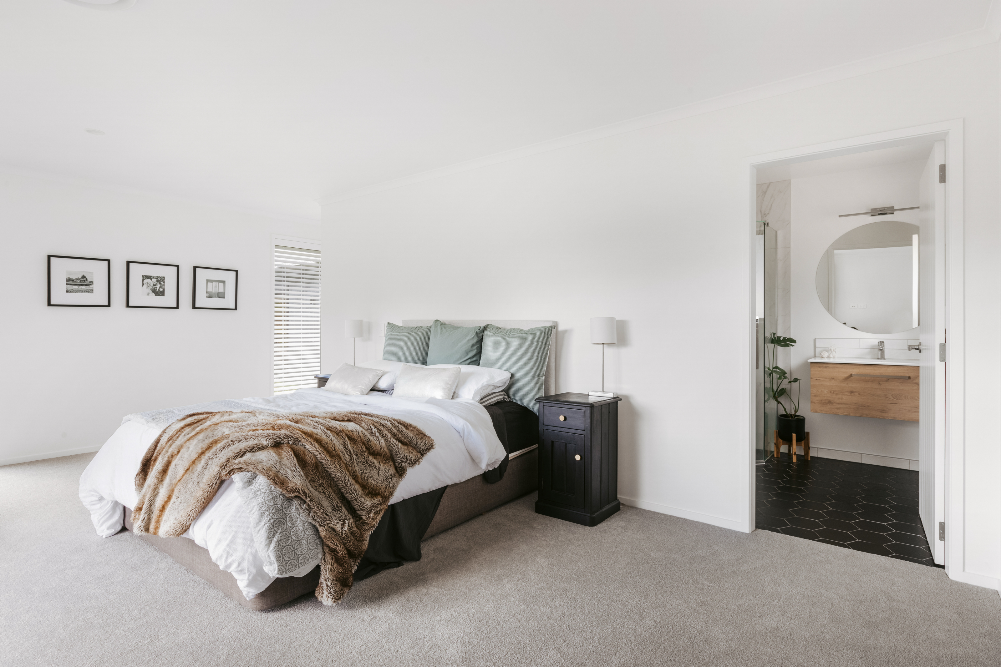 49 Baxendale Web 16